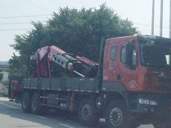 200吨随车吊